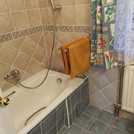 Bellevue With Ac & Heating & Terrace شقة *